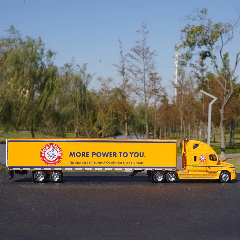 Diecast 1:64 Container Truck Car Model American-style Truck Play Vehicles Alloy Transport Vehicle Collectible Toys
